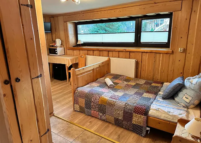 Wynajem Pokoi Magdalena זקופאנה